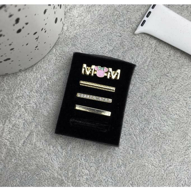 Apple Watch Uyumlu Kordon Aksesuarı Mom Charm Seti Gold.